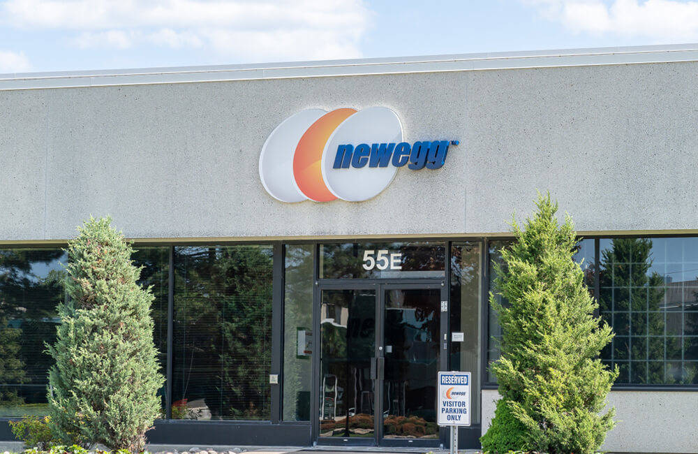 Newegg ©JHVEPhoto / Shuttersock.com